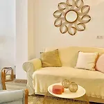 Miller Beach Flat By Canary365