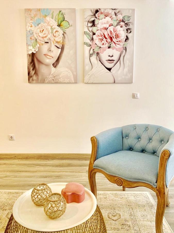 Miller Beach Flat By Canary365 *